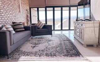Townhouse To Rent in Avis, Windhoek