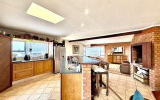 House For Sale in Henties Bay