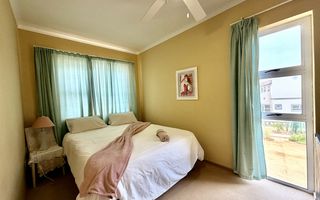 House For Sale in Henties Bay