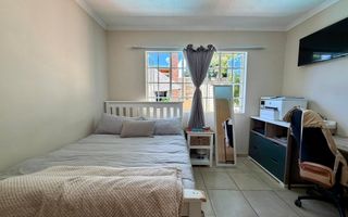 Townhouse For Sale in Kleine Kuppe, Windhoek