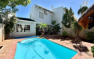 Townhouse For Sale in Kleine Kuppe, Windhoek