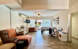 Townhouse For Sale in Kleine Kuppe, Windhoek