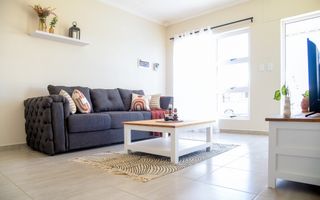 Townhouse For Sale in Osona Village