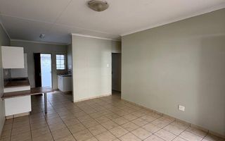 Apartment / Penthouse For Sale in Pionierspark Ext 1, Windho...