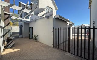 Townhouse For Sale in Elisenheim, Windhoek