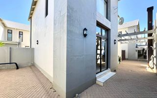 Townhouse For Sale in Elisenheim, Windhoek