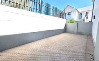 Townhouse For Sale in Elisenheim, Windhoek