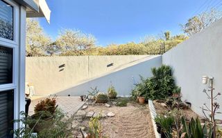 Townhouse For Sale in Eros, Windhoek
