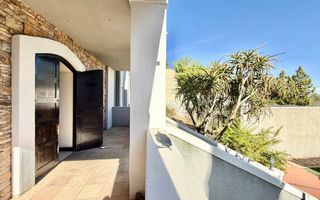 House For Sale in Luxury Hill, Windhoek