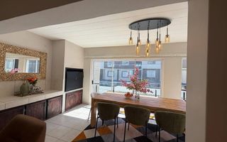 Apartment / Penthouse To Rent in Kleine Kuppe, Windhoek