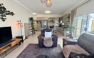 Townhouse For Sale in Avis