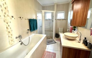 House For Sale in Elisenheim, Windhoek