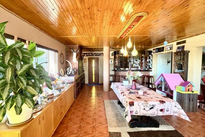 House For Sale in Olympia, Windhoek
