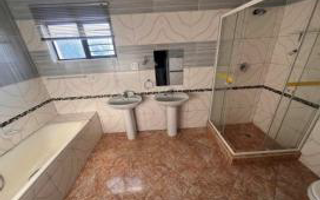 House For Sale in Otavi
