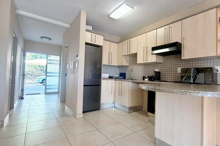 Townhouse For Sale in Eros, Windhoek