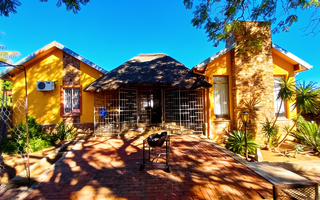House For Sale in Pioneerspark, Windhoek