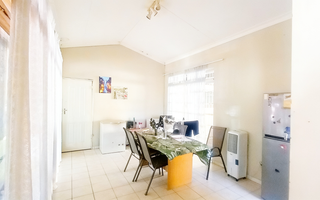 House For Sale in Pioneerspark, Windhoek