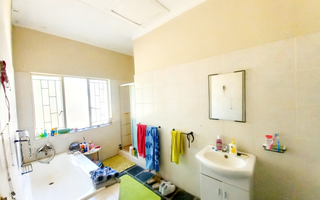 House For Sale in Pioneerspark, Windhoek