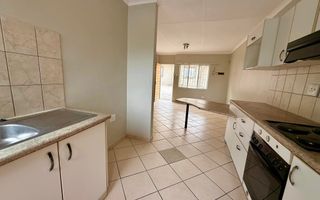 Townhouse For Sale in Pioneers Park Ext 1, Windhoek