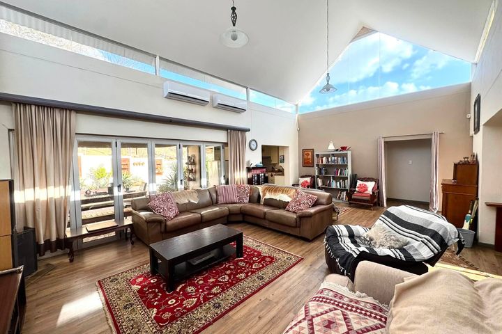 House For Sale in Elisenheim, Windhoek
