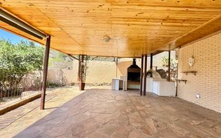 House For Sale in Klein Windhoek, Windhoek