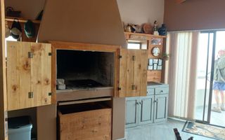 House For Sale in Henties Bay