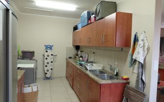 House For Sale in Henties Bay