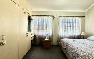 Townhouse For Sale in Kleine Kuppe, Windhoek