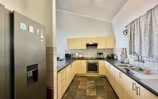 Townhouse For Sale in Kleine Kuppe, Windhoek