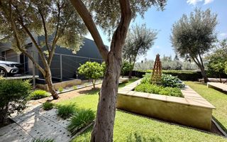 Townhouse For Sale in Klein Windhoek, Windhoek