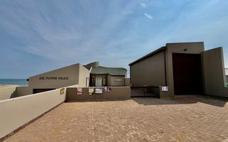 House For Sale in Henties Bay