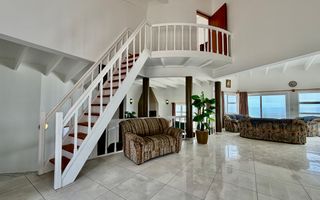 House For Sale in Henties Bay