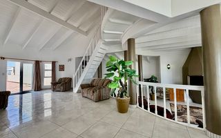 House For Sale in Henties Bay