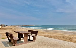 House For Sale in Henties Bay