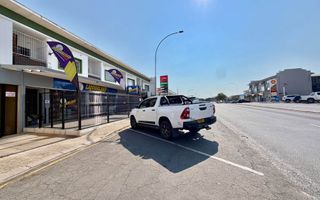 Office / Retail / Mixed Use For Sale in Klein Windhoek, Wind...