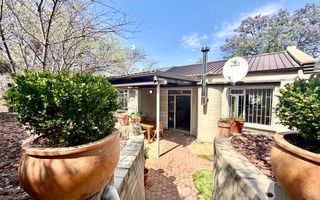 House For Sale in Klein Windhoek, Windhoek