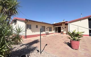 House For Sale in Suiderhof, Windhoek
