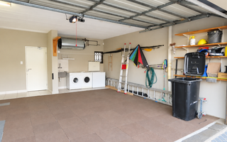 Townhouse To Rent in Long Beach