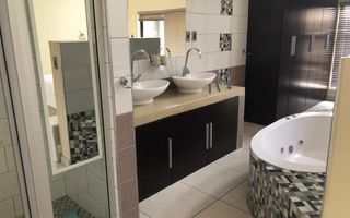 Townhouse To Rent in Klein Windhoek, Windhoek