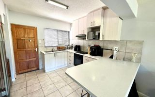 Apartment/Penthouse For Sale in Elisenheim, Windhoek