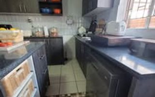 House For Sale in Academia, Windhoek