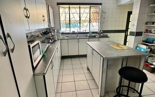 Office / Retail / Mixed Use For Sale in Windhoek West, Windh...